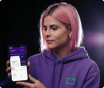 Tammy silva mostrando o app